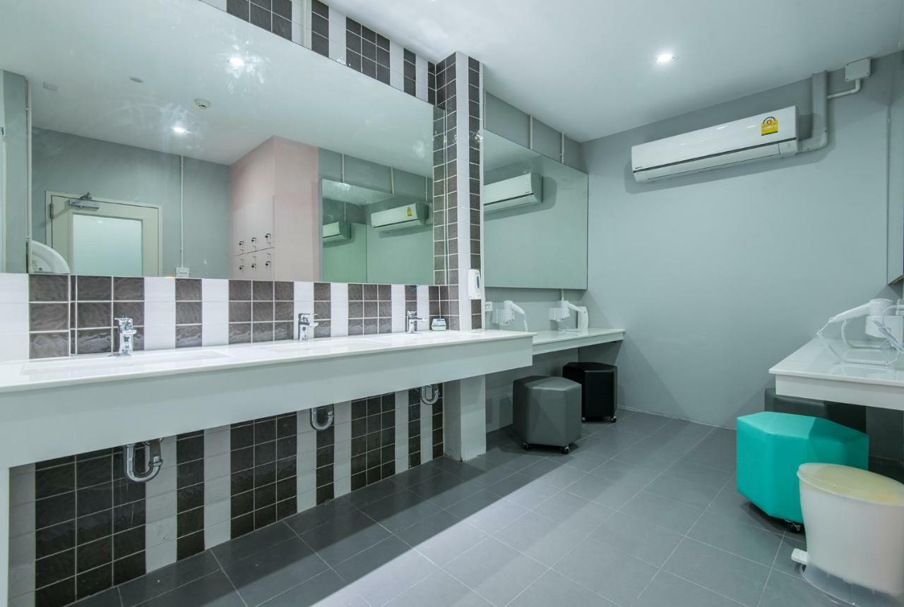 Siam Stadium Hostel Μπανγκόκ Εξωτερικό φωτογραφία