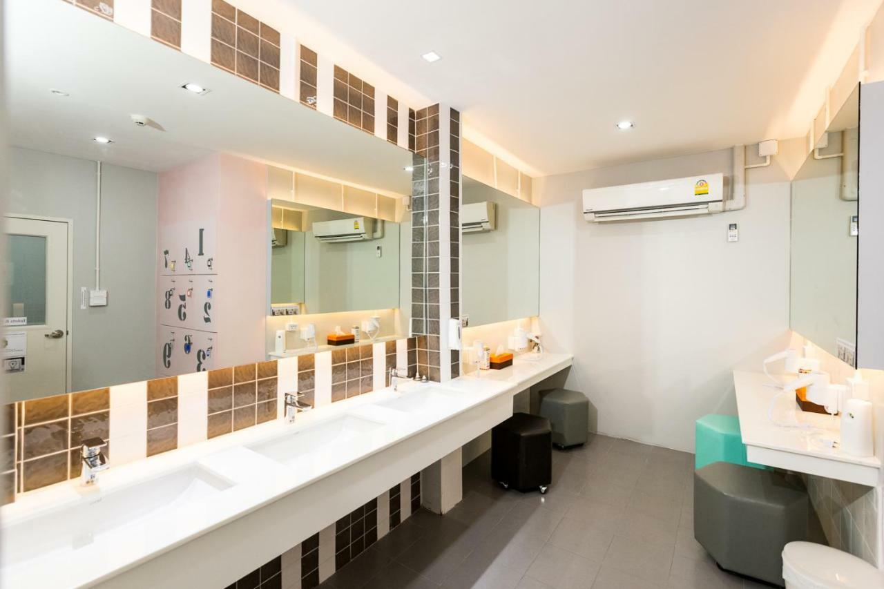 Siam Stadium Hostel Μπανγκόκ Εξωτερικό φωτογραφία
